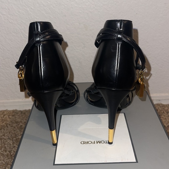Tom Ford Shoes | Tom Ford Padlock Strappy Heels | Color: Black | Size: 39.5 - Picture 5 of 7